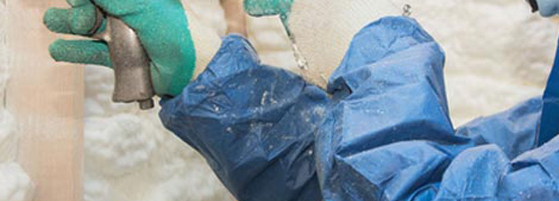 2 lb closed cell spray foam