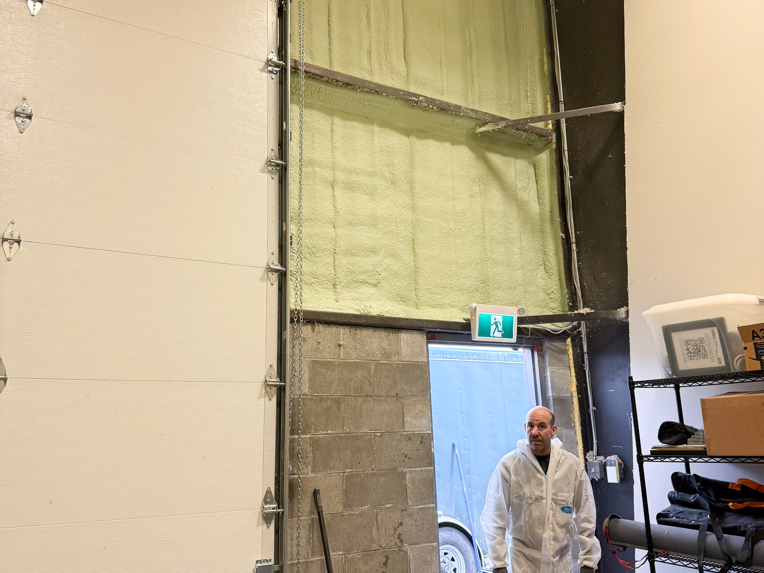 high-bay-spray-foam-insulation-services-vancouver-island